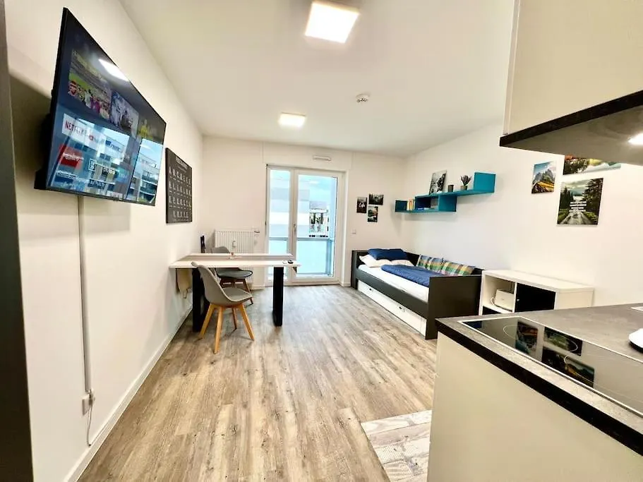 Carefree Mikroapartment Inkl. Balkon + Tiefgarage اوغسبورغ 0*,  ألمانيا