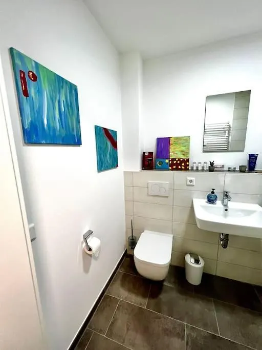 Carefree Mikroapartment Inkl. Balkon + Tiefgarage اوغسبورغ 0*,  ألمانيا