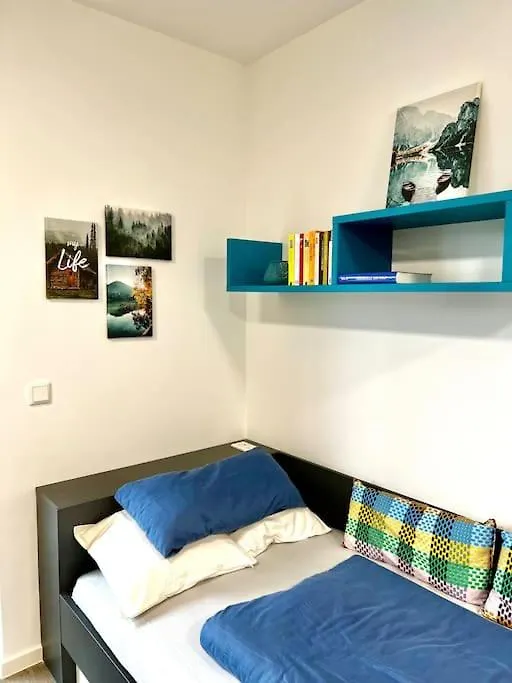 Carefree Mikroapartment Inkl. Balkon + Tiefgarage Augsburg