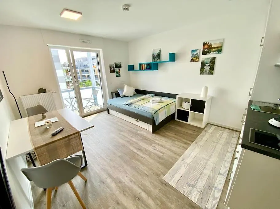 Apartment Carefree Mikroapartment Inkl. Balkon + Tiefgarage Augsburg